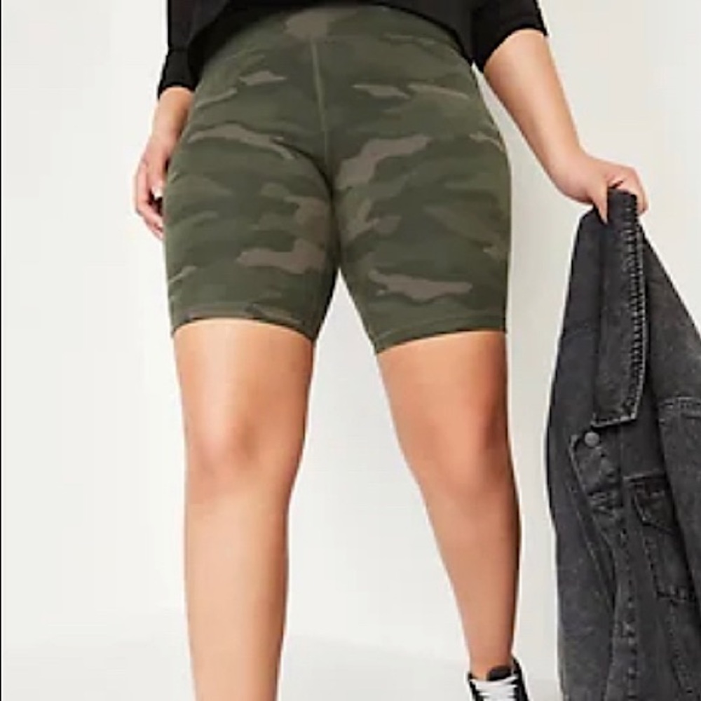 Green camo print biker shorts.